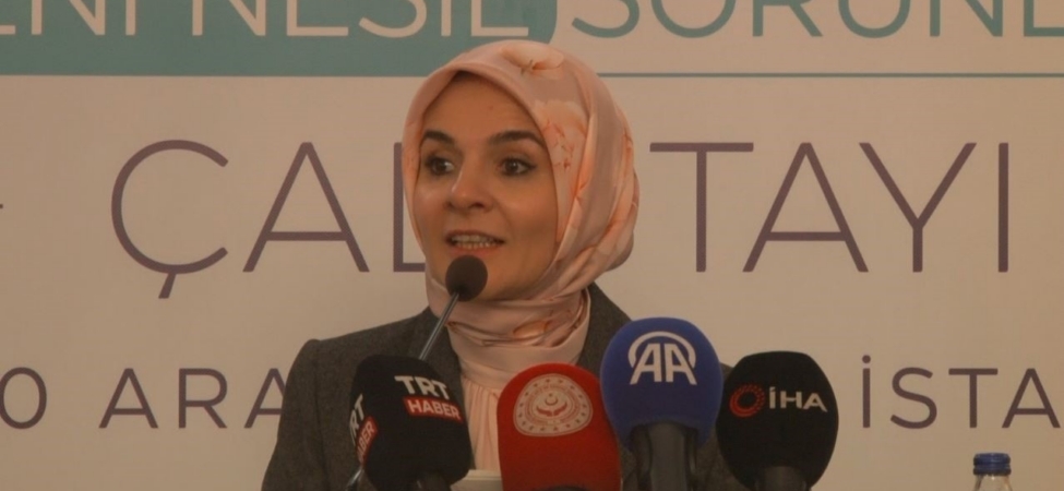 Aile ve Sosyal Hizmetler Bakanı Göktaş: "Çocuklarımızın güvenliğini önceleyen sosyal medya düzenlemesini yakın zamanda hayata geçirmekte kararlıyız"