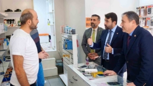 AK Parti heyeti Safranbolu’da esnafların taleplerini dinledi