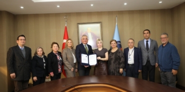 Akdeniz Üniversitesi Hastanesi’ne anjiyografi cihazı bağışı