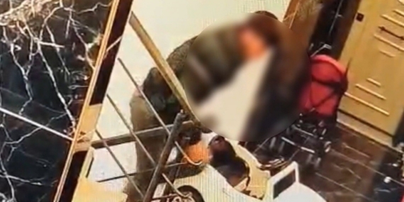 Akülü araba hırsızları kameradan tespit edilip yakalandı