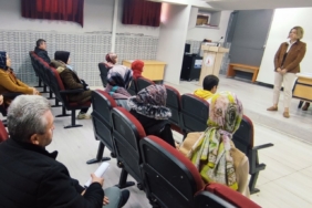 Altıntaş’ta YKS başarısını artırmaya yönelik veli toplantısı