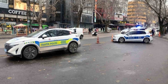 Ankara’da yılbaşı: Kızılay ve Tunalı Caddesi başta olmak üzere çok sayıda yerde güvenlik önemleri alındı