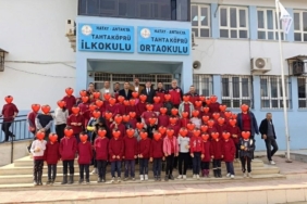 Antakya’da öğrencilere "Balık Yiyelim, Sağlıklı Büyüyelim Projesi" anlatıldı