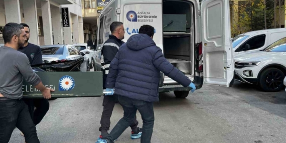 Antalya’da evinde ölü bulunan yaşlı kadının kızı ve erkek arkadaşı tutuklandı