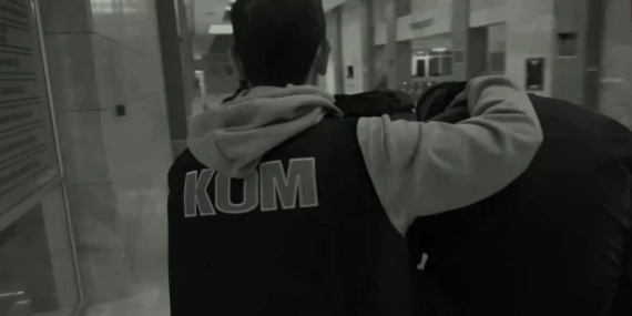 Antalya’da tehditle para istedikleri iş yerini kurşunlayan 3 şüpheli tutuklandı