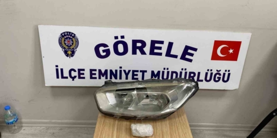 Araç farına gizlenmiş uyuşturucu madde ele geçirildi: 3 gözaltı