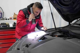 Araç satışında "sazan sarmalı" oyununu eksperin dikkati bozdu