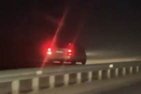 Aracıyla ters şeritte ilerleyen sürücü tehlike oluşturdu