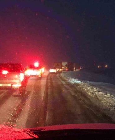 Ardahan’da kar ve yoğun tipi ulaşımda aksamalara neden oldu