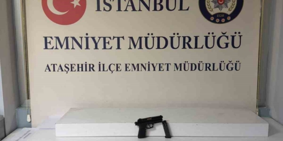 Ataşehir’de dükkan kurşunlayıp o anları kayda alan 2 şüpheli tutuklandı
