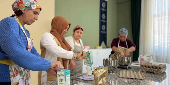 Aydın Büyükşehir Belediyesi Kadın Yaşam Atölyesi hizmete açıldı