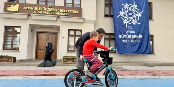 Aydın Büyükşehir Belediyesi, Otizm Destek Merkezleri özel Eğitim öğrencilerinin yanında