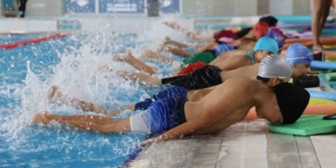 Aydın’da bir yılda 21 bin kişiye yüzme eğitimi verildi