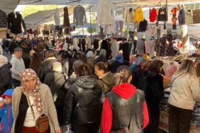 Aydın’ın tarihi Salı Pazarı’nda yıl sonu hareketliliği