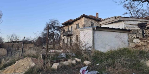 Bağlı köpek çocuklara saldırdı: 14 yaşındaki çocuk ağır yaralandı