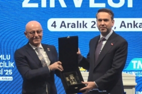 Bakan Bayraktar: "Hedefimiz madencilik sektörümüze gerek risk sermayesi gerekse uluslararası sermayeyi ülkemize çekecek düzenlemeleri yapmak"