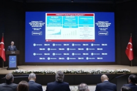 Bakan Bolat: "Mal ve hizmetler ihracatında 2030’a kadar 500 milyar dolara ulaşmayı hedefliyoruz"