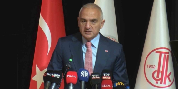 Bakan Ersoy: "Dil bir milletin sadece iletişim aracı değil hafızası, vicdanı ve yüreğidir"