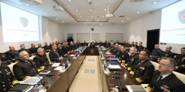 Bakan Güler başkanlığında "Deniz Kuvvetleri Komutanlığı Yıllık Komutanlar Toplantısı" yapıldı