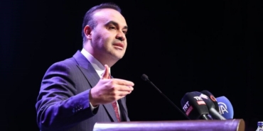 Bakan Kacır: "Kardeş Libya halkına ve hükümetine taziyelerimi sunuyorum"