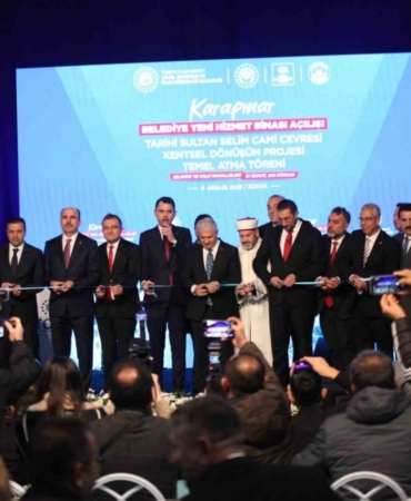 Bakan Kurum: "350 bin yuvamızın anahtarlarını teslim ettik, 453 bin konutumuzu da yıl sonuna kadar tamamlayacağız"