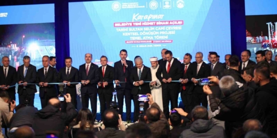 Bakan Kurum: "350 bin yuvamızın anahtarlarını teslim ettik, 453 bin konutumuzu da yıl sonuna kadar tamamlayacağız"