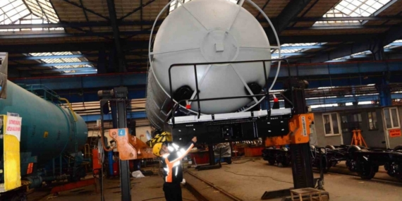 Bakan Uraloğlu: "Yeni yük vagonlarımız enerji kaynaklarının nakliyesinde ordumuzun lojistik gücüne güç katacak"