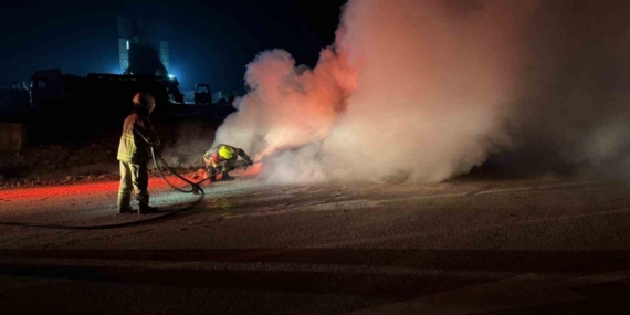 Bandırma-Susurluk karayolunda araç yangını
