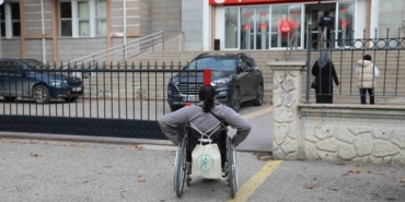 Bankaya olan borcu sebebiyle engelli vatandaşın aracı haciz edildi