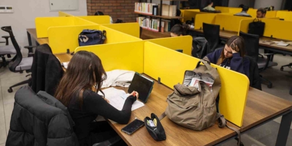 Başiskele’deki merkez öğrencilere konforlu çalışma ortamı sunuyor