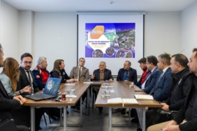 Başkan Büyükkılıç, afetlerde kullanılacak park alanlarına yönelik toplantıya katıldı