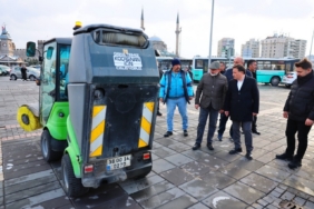 Başkan Çolakbayrakdar: "Hizmetimiz 24 saat devam ediyor"