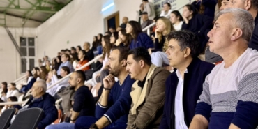 Başkan Durgut’tan Söğütspor Voleybol Takımına tribün desteği