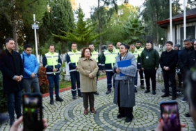 Başkan Gençay: "Mezarlıklar düzenli ve eksiksiz bir şekilde devredildi"