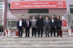 Başkan Kaya: "Deve güreşlerinin yapılması için temaslarımızı sürdürüyoruz"