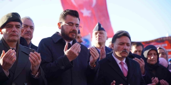 Başkan Okandan 17 Aralık Şehitlerini dualarla andı