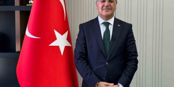 Başkan Özdoğan, İstiklâl Şairi’ni yâd etti