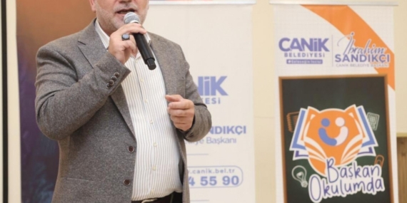 Başkan Sandıkçı: "Eğitimin her aşamasında öğrencilerin yanındayız"
