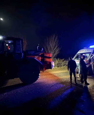 Batman’da hasta almaya giderken yolda kalan ambulansı özel idare ekipleri kurtardı