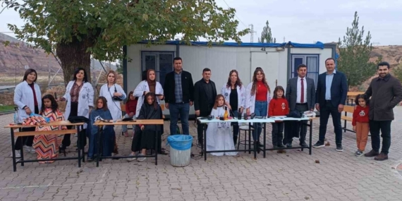 Batman’da köy okullarında eğitim gören öğrenciler ücretsiz tıraş edildi