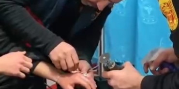 Batman’da parmağına yüzük sıkışan gencin imdadına itfaiye yetişti