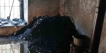 Batman’da sobadan çıkan kıvılcımlar evi küle çevirdi