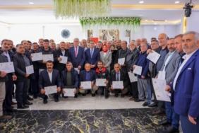 Bayburt’ta Muhtarlar Akademisi eğitimleri tamamlandı