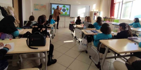 Bayburt’ta öğrencilere sıfır atık ve çevre farkındalığı eğitimi verildi