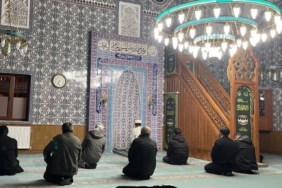 Bayburt’ta üniversite öğrencileri camilerde imamlık ve müezzinlik yaptı