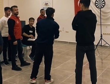 Bayburt’ta üniversite öğrencilerine yönelik dart turnuvası düzenlendi
