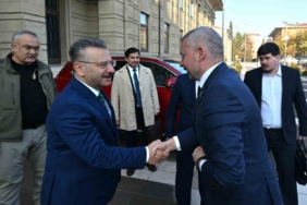 Belarus’un Ankara Büyükelçisi Glaz, Eskişehir Valisi Aksoy’u ziyaret etti