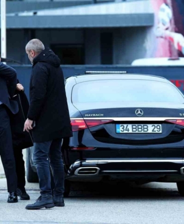 Beşiktaş Başkanı Serdal Adalı Riva’da