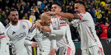 Beşiktaş, bu sezon ilk kez büyük bir maçı öne geçip kazandı