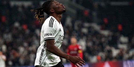 Beşiktaş büyük maçlarda skoru koruyamıyor